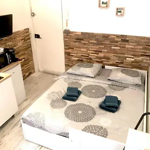 https://cozy-nest.fr-provencehotel.com