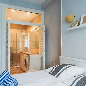 https://bel-appartement-renove-au-bord-du-rhone.hotels-rhonealpes.com